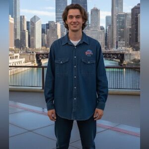 Vintage Planet Hollywood Chicago embroidered Dark Blue button down 100% cotton L